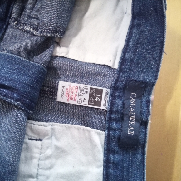 Blue Denim Casual Wear Skirt - Picture 2 of 3